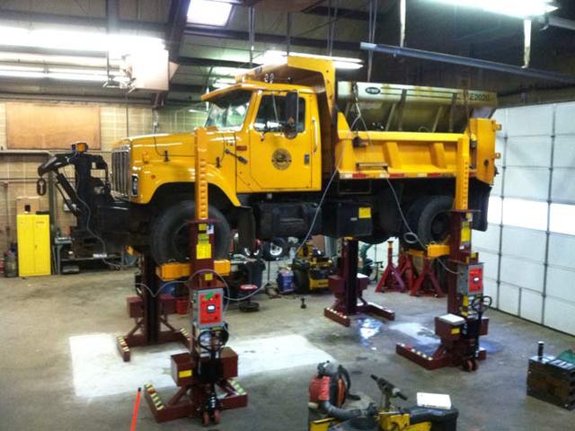 Mohawk MP-18 Town of Northborough MA 72,000 lbs. capacity Battery powered mobile lifts