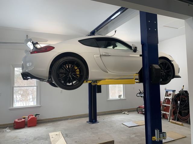 Challenger SA10 two post lift installed in Danbury, CT
