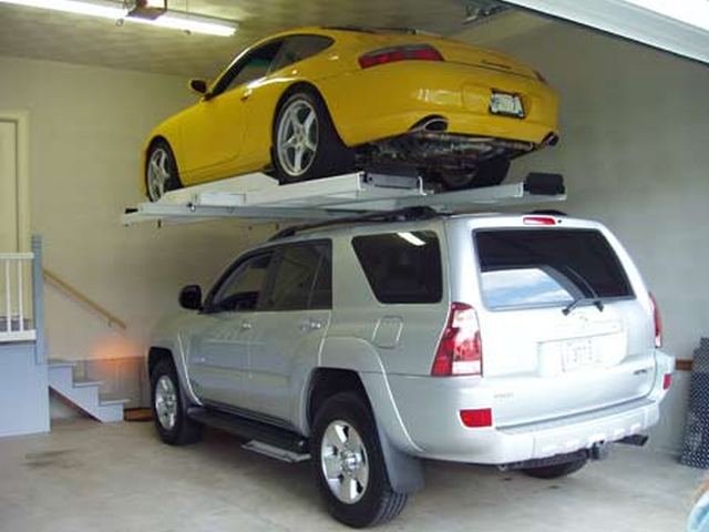 TEC-7000SP, single post parking storage automotive lift at Greenwich RI town house garage