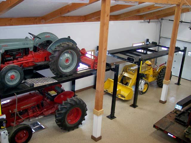 TEC-7000IXLT Tractor Storage