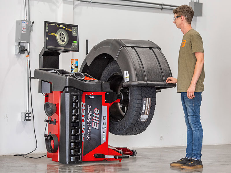Hunter SmartWeight Elite Wheel Balancer
