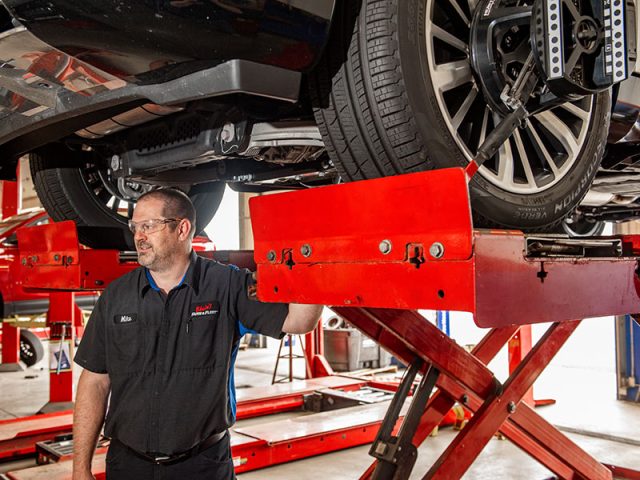 Hunter Alignment Scissor Lift